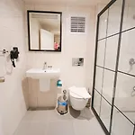 酒店 Hotel Amore 马尔马里斯