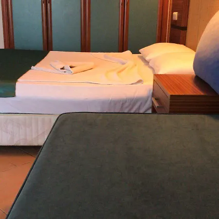 Hotel Amore Отель 3*