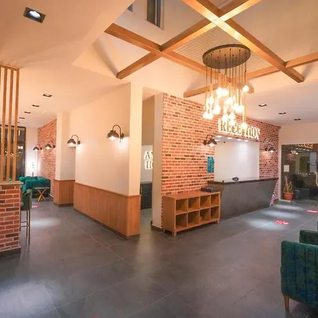 Отель Hotel Amore