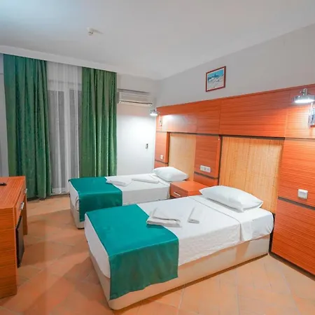 Hotel Amore Отель 3*