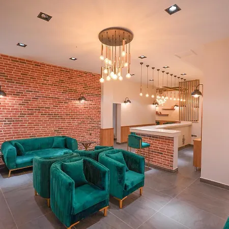 Hotel Amore Отель