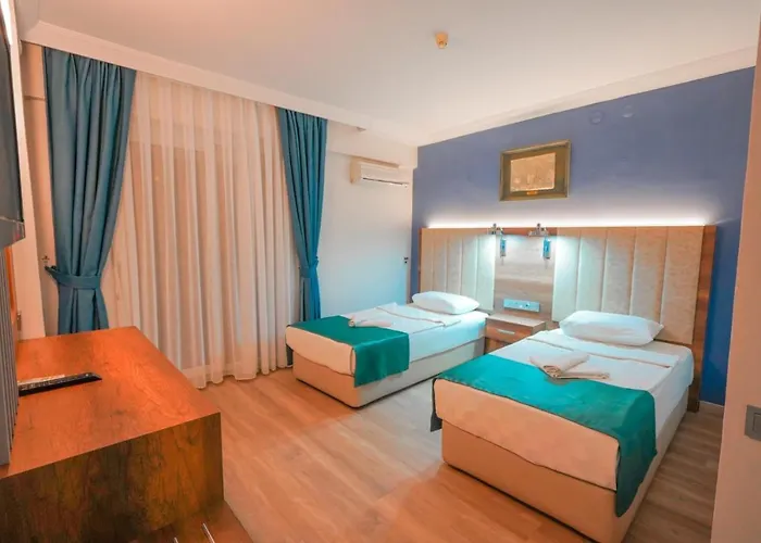 Hotel Amore Отель