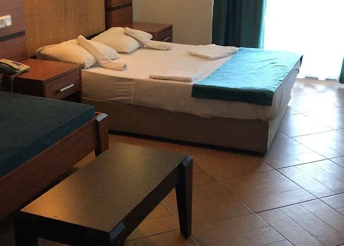 Hotel Amore Мармарис